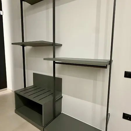 H Luxury Crispi Апартаменти Ольбія